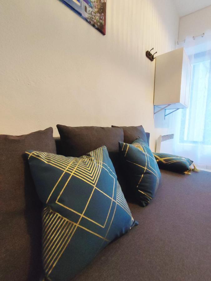 Appartement Cosy En Centre Centre-Ville . . . Ним Екстериор снимка